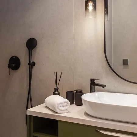 Apartman Pasman, Three Bedroom With Private Jacuzzi *
