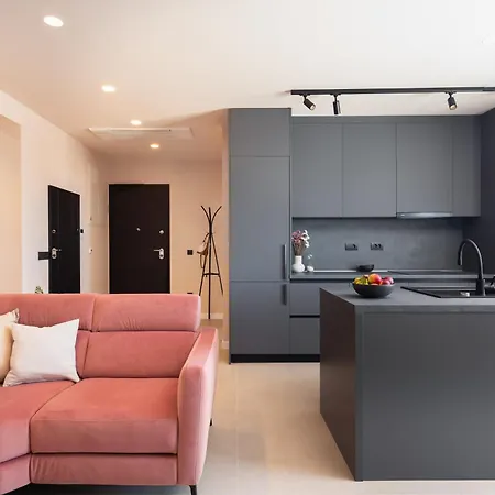 Apartman Pasman, Three Bedroom With Private Jacuzzi *