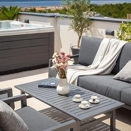 Pasman, Three Bedroom With Private Jacuzzi Apartman